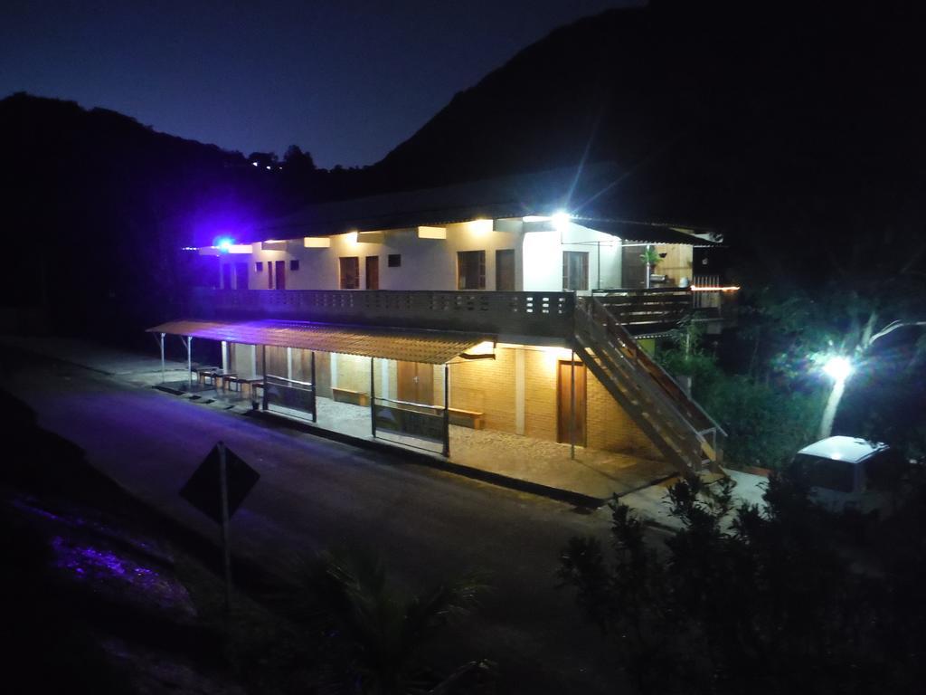 Residencia Pedra Do Elefante Hotel Guarapari Exterior photo